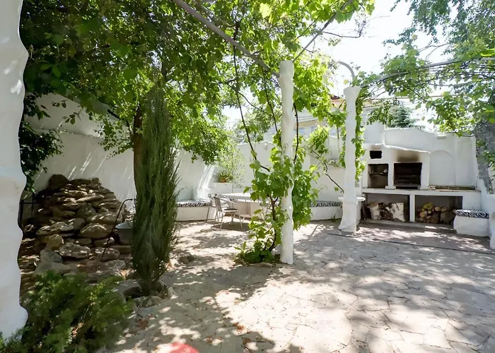 公寓 Riviera - уединенный отдых у моря 敖德萨