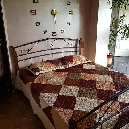 Riviera - уединенный отдых у моря Apartment Odesa